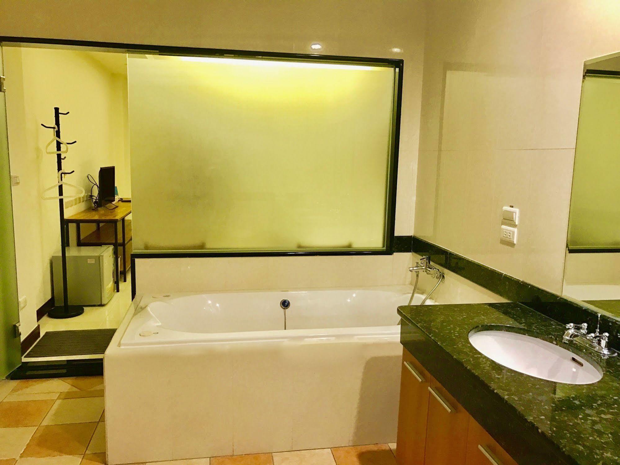Hualien Bv B&B Extérieur photo
